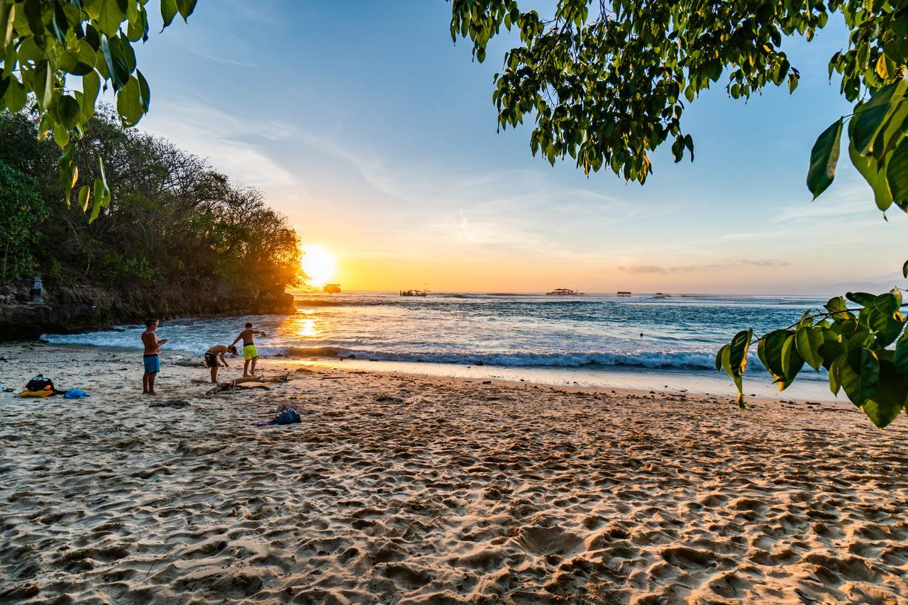 Song Lambung Beach Huts Нуса-Лембонган Екстер'єр фото