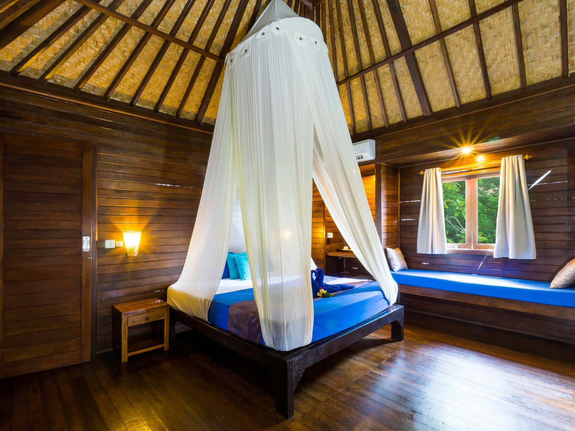 Song Lambung Beach Huts Нуса-Лембонган Екстер'єр фото