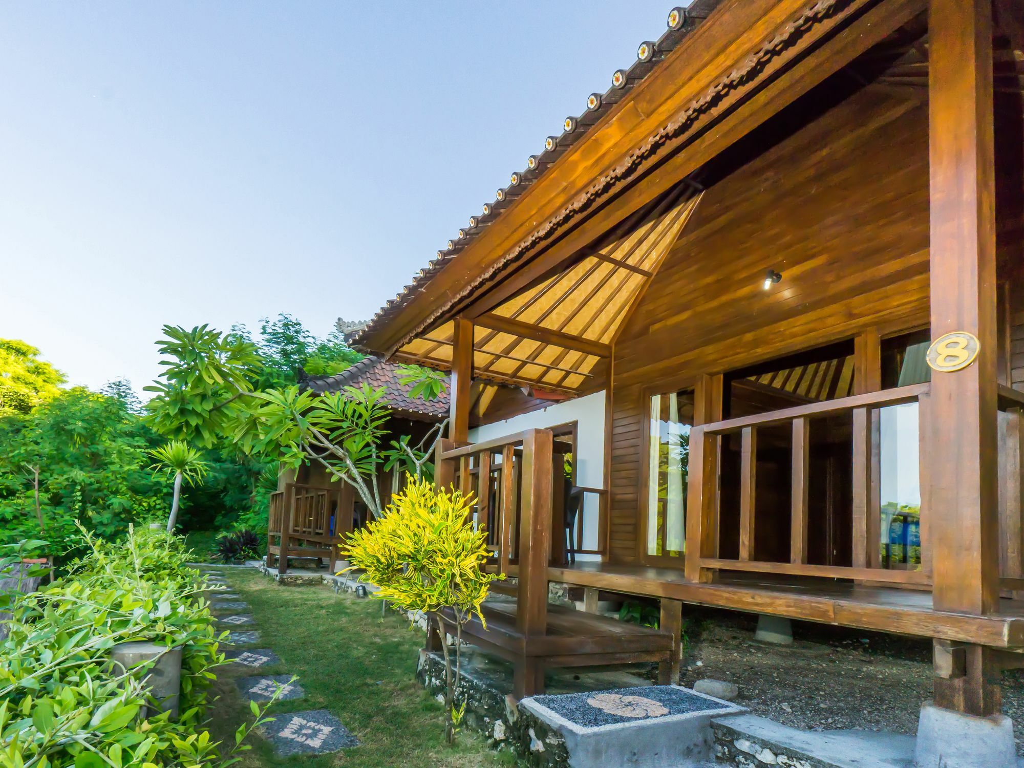 Song Lambung Beach Huts Нуса-Лембонган Екстер'єр фото